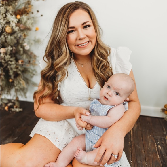 Meet your Posher, Hayley - Picture 2 of 5